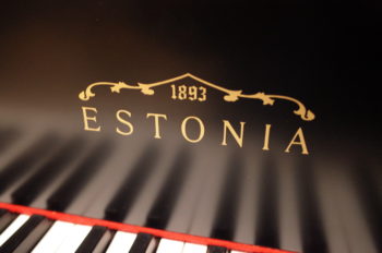 Estonia L190